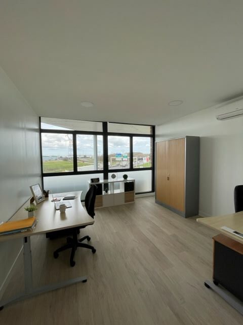 Bureaux à louer à Mondeville près de Caen